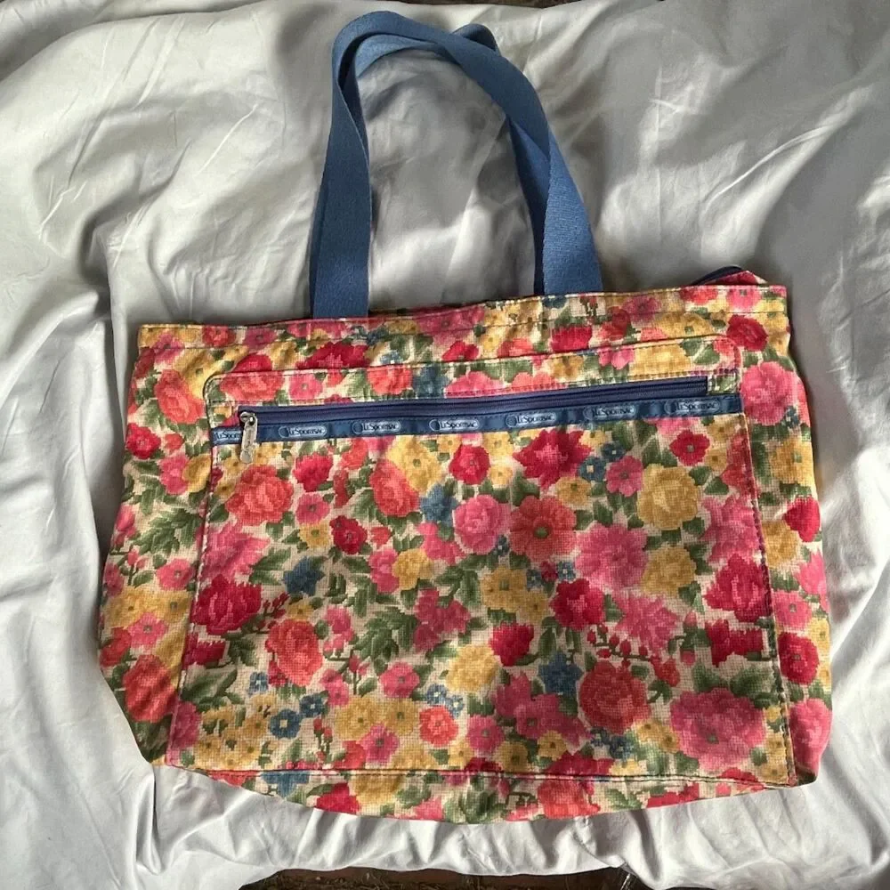 Vintage LeSPORTSAC Tapestry Floral Print Zip Shoulder TOTE Bag Usa Made